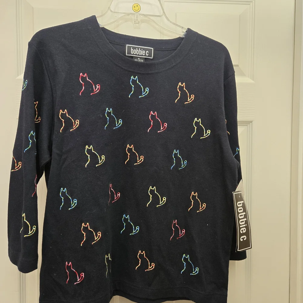 Cat Embroidered Longsleeve Tshirt Size Medium NWT Bobbie C - Picture 5 of 5